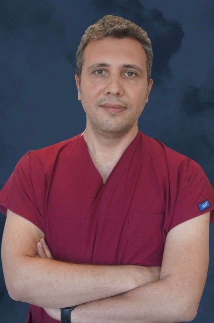 Op. Dr. Osman UYAR